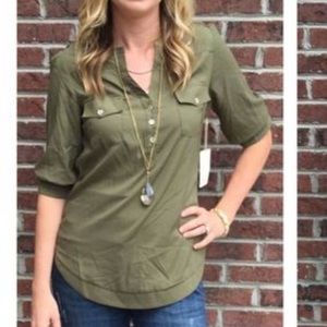 41 Hawthorne Filbert popover blouse in olive green